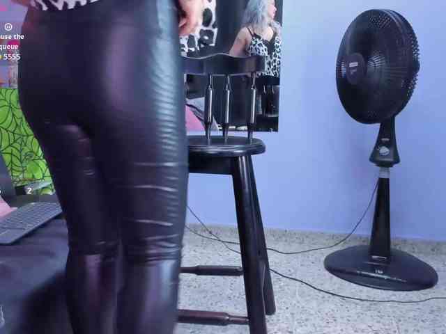 DitaVonteese webcam