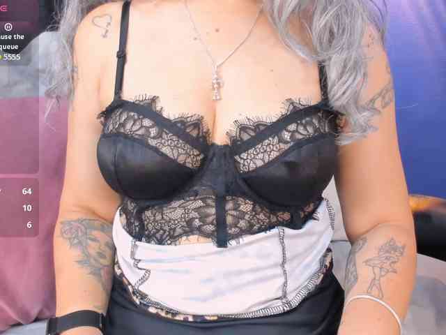DitaVonteese webcam