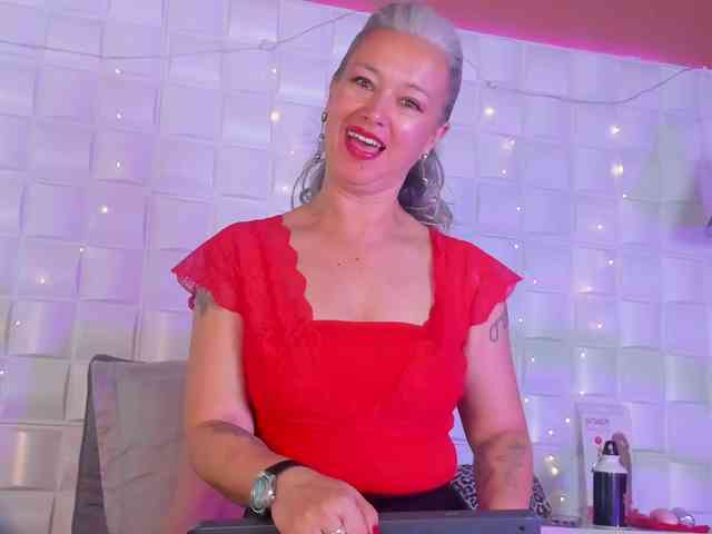 DitaVonteese webcam