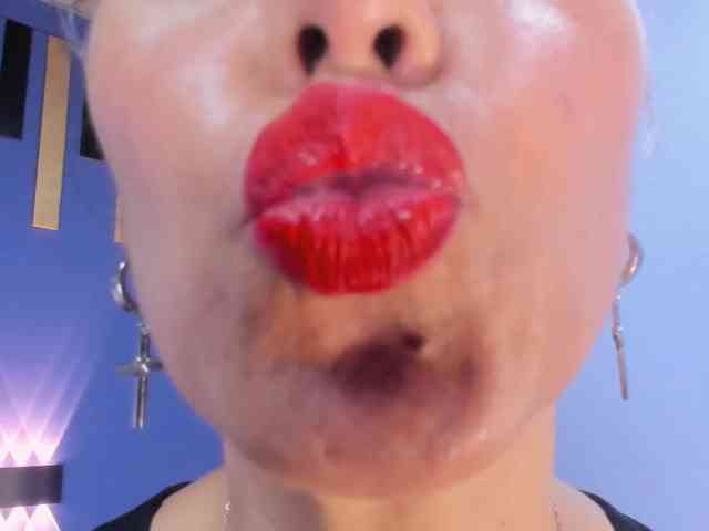 DitaVonteese webcam