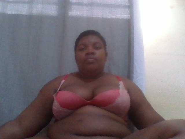 Sexydove8 live cam on BongaCams