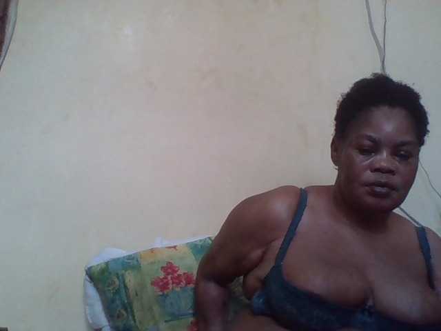 Sexydove8 live cam preview