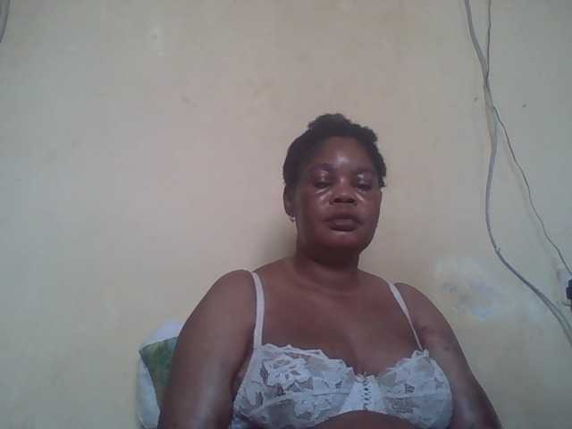 Sexydove8 live cam preview