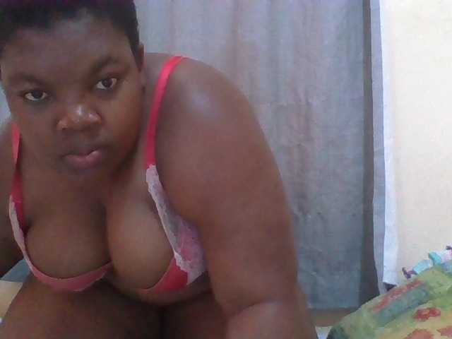 Sexydove8 live cam on BongaCams