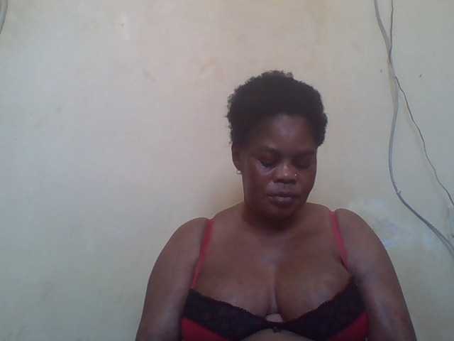 Sexydove8 live cam on BongaCams