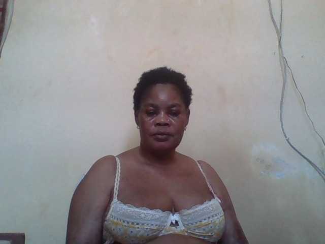 Sexydove8 live cam on BongaCams