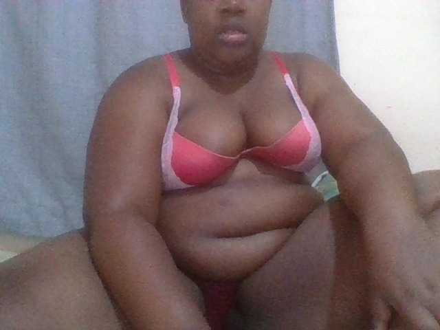 Sexydove8 live cam on BongaCams