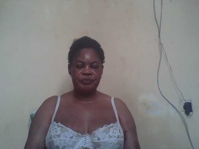 Sexydove8 live cam preview