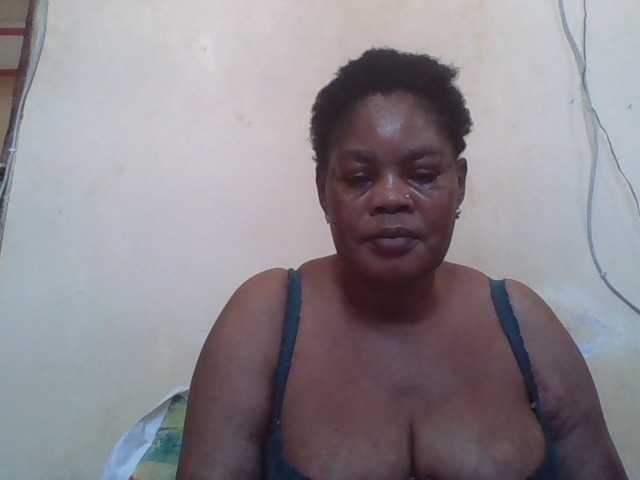 Sexydove8 live cam on BongaCams