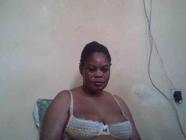 Sexydove8 webcam