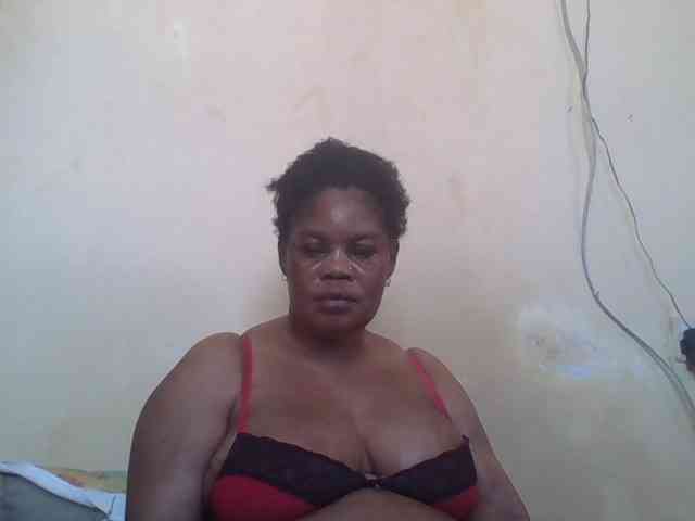 Sexydove8 webcam