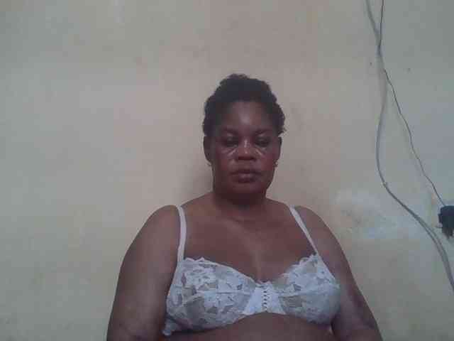 Sexydove8 webcam