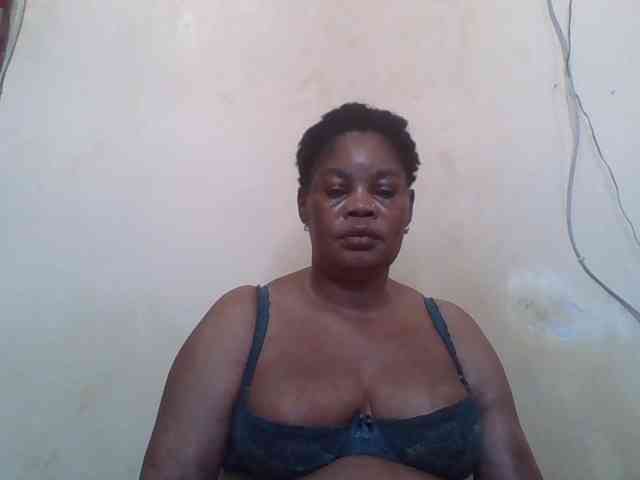Sexydove8 webcam