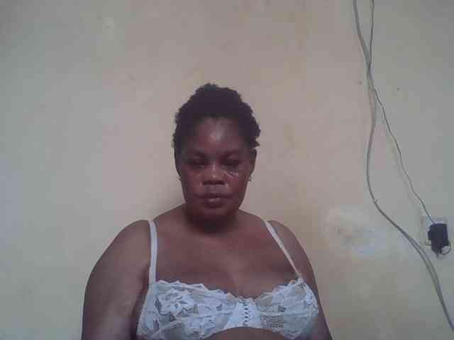 Sexydove8 webcam