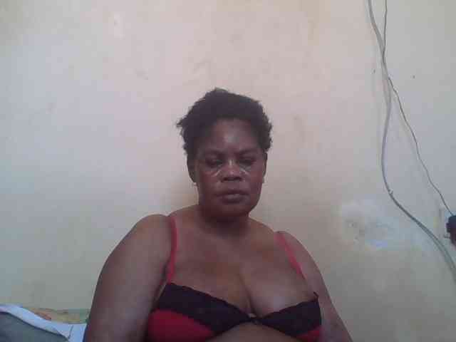 Sexydove8 webcam
