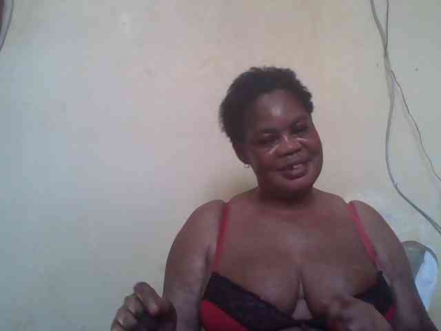 Sexydove8