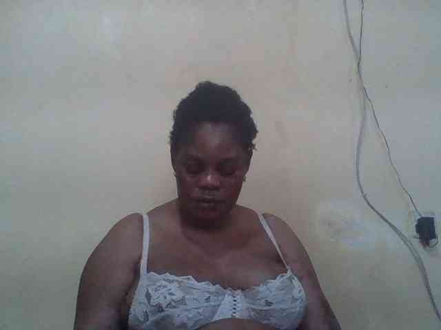 Sexydove8 webcam