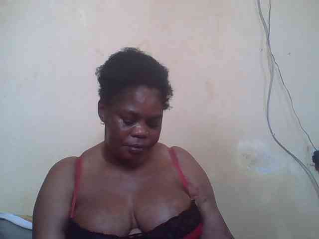Sexydove8 webcam