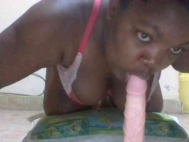 Sexydove8 webcam