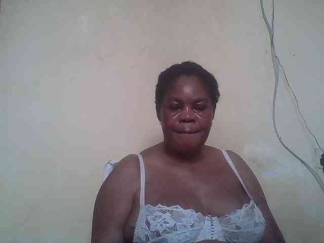 Sexydove8 webcam