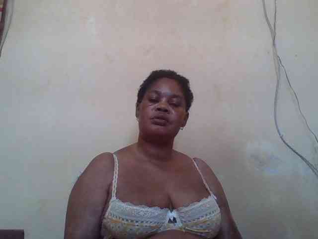 Sexydove8