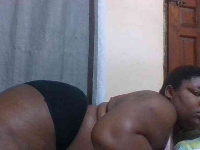 Sexydove8 webcam
