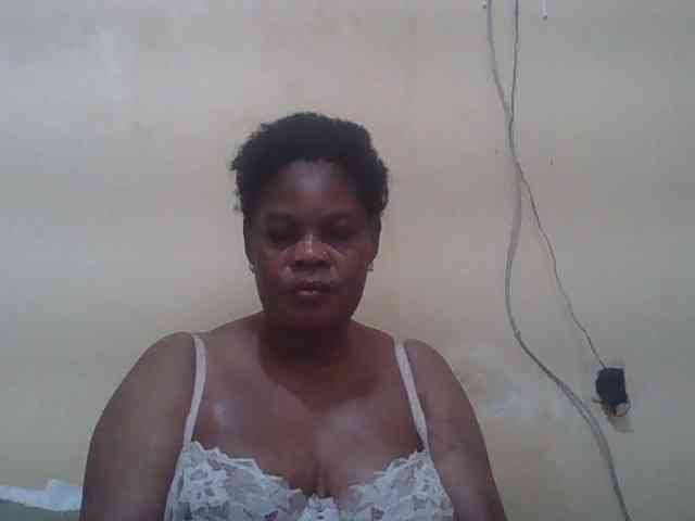 Sexydove8 webcam