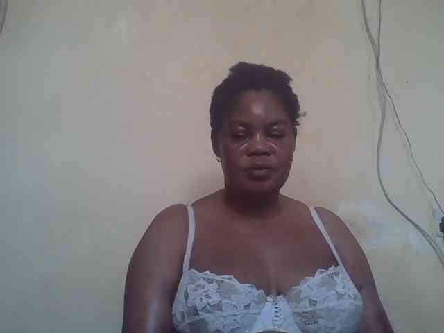 Sexydove8 webcam