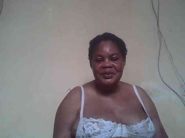 Sexydove8 webcam