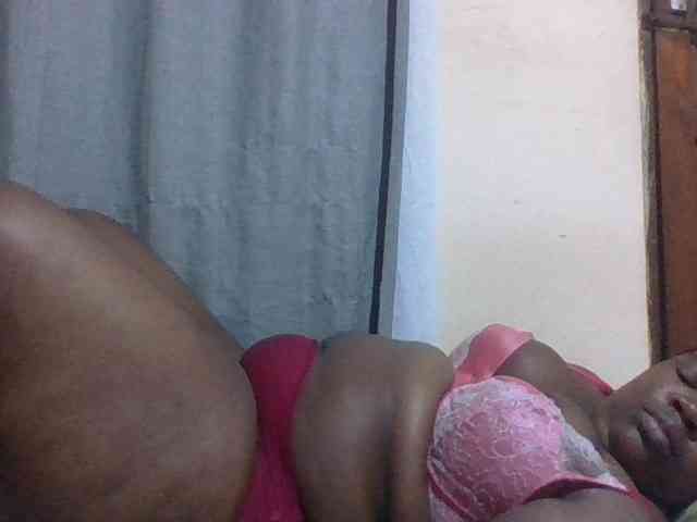 Sexydove8 webcam