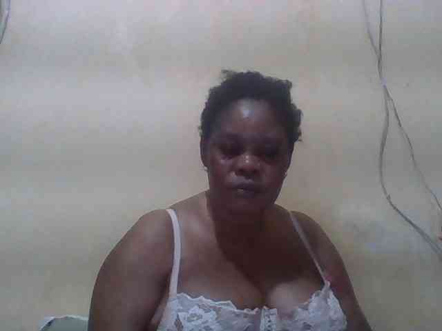 Sexydove8 webcam