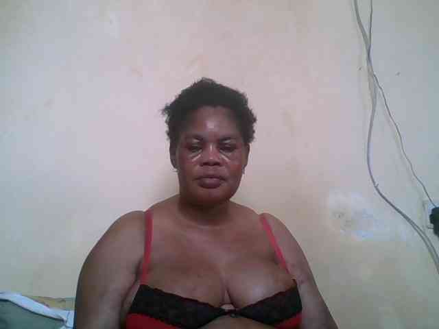 Sexydove8 webcam