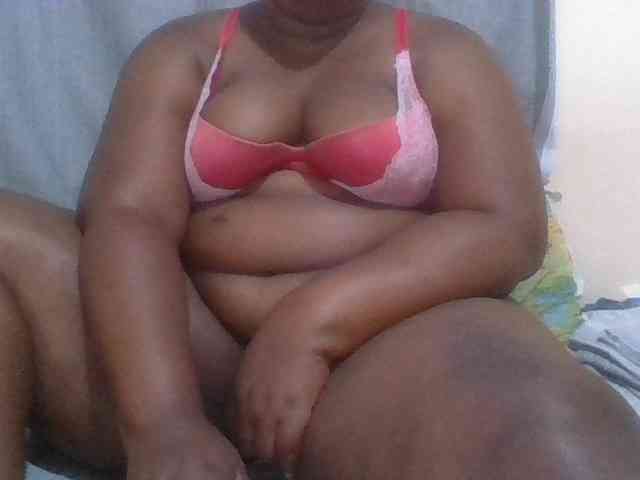 Sexydove8 webcam