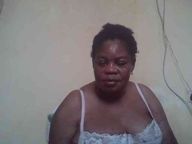 Sexydove8 webcam