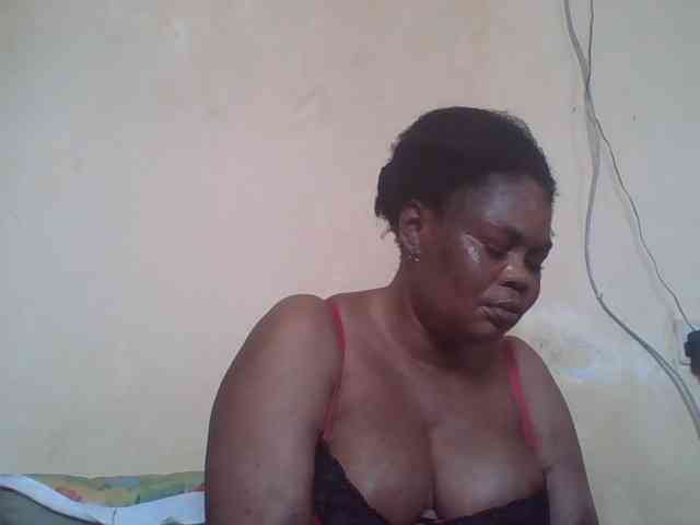 Sexydove8 webcam