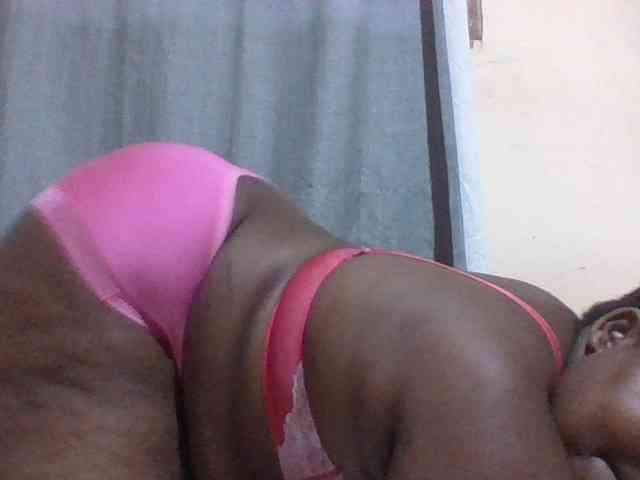 Sexydove8 webcam