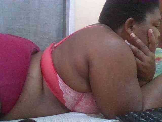 Sexydove8 webcam