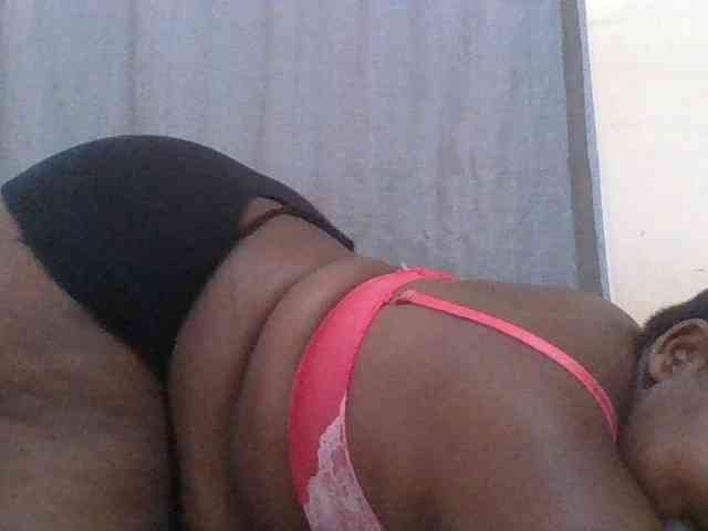 Sexydove8 webcam