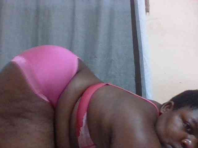 Sexydove8 webcam