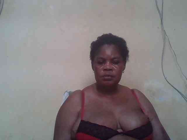Sexydove8 webcam