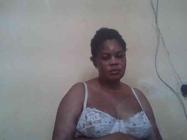 Sexydove8 webcam
