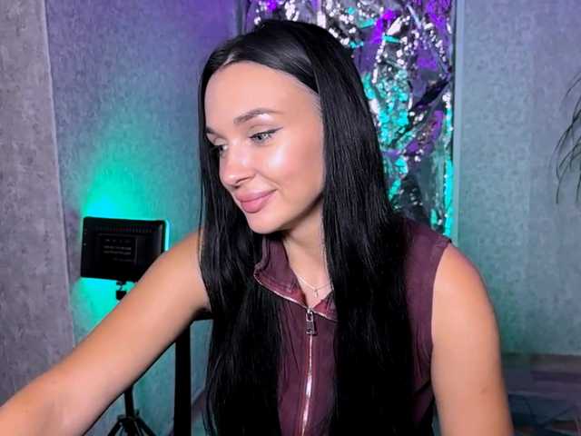 JoellaDitolla live cam preview