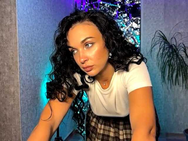 JoellaDitolla live cam preview