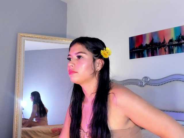 CatalinaaCruz live cam on BongaCams