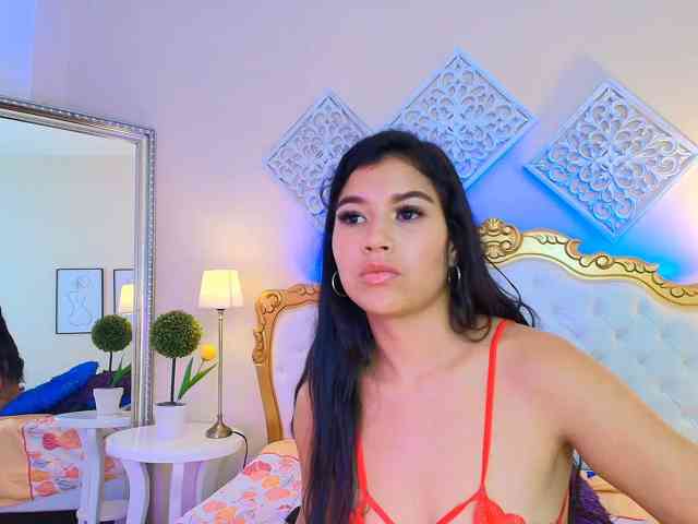 Modèle: CatalinaaCruz