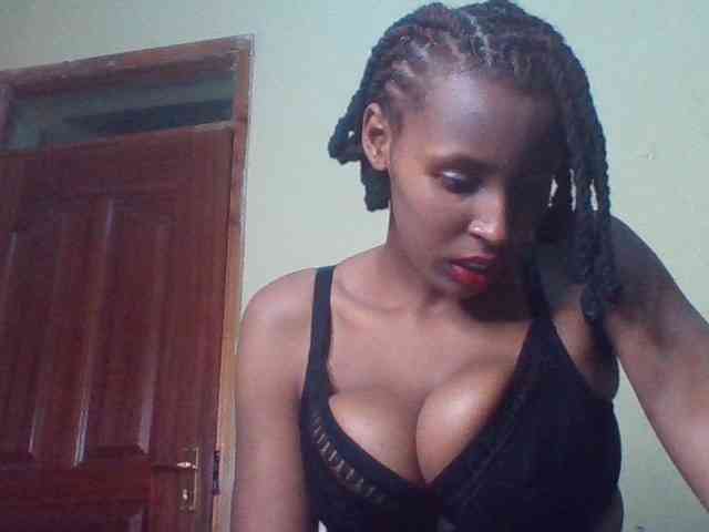 Model: CherrieMay