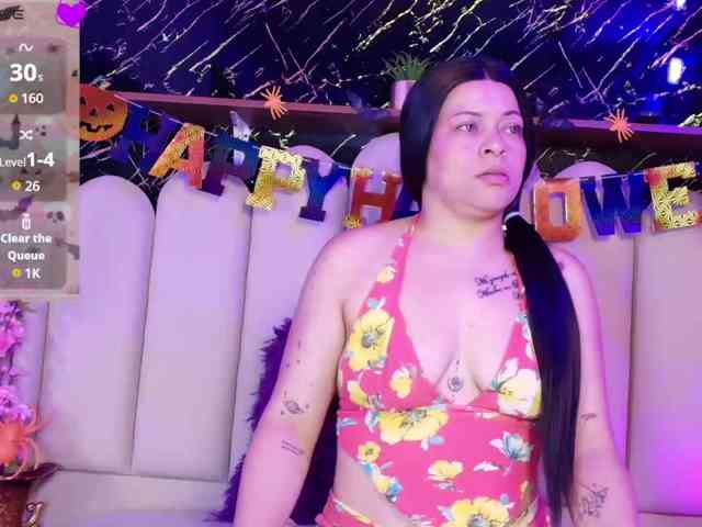Mia-Miller webcam