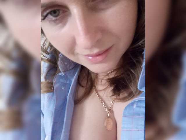 AlinaCh1 live cam on BongaCams