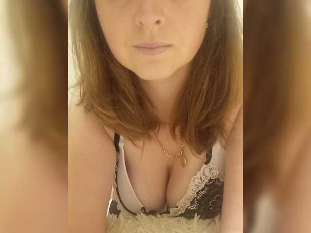 AlinaCh1 live cam on BongaCams