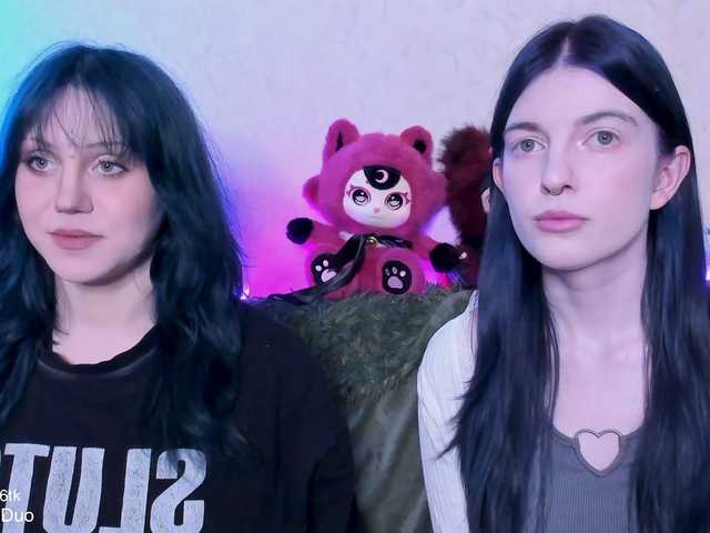 SleepingDuo live cam preview
